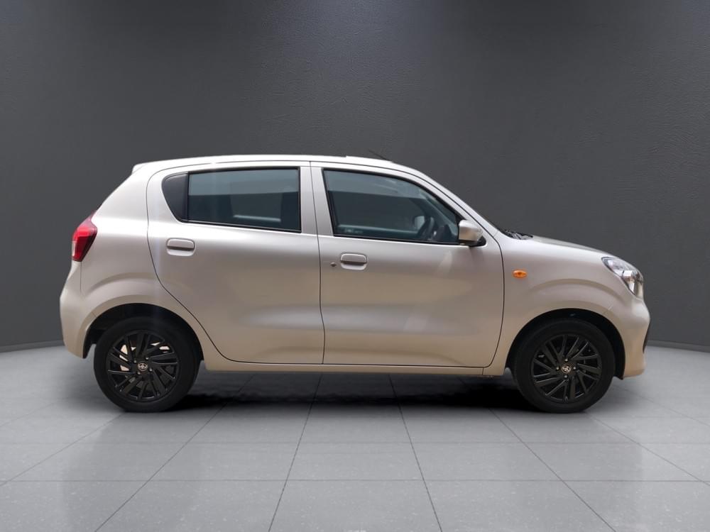Toyota Vitz 1.0 Xr Amt