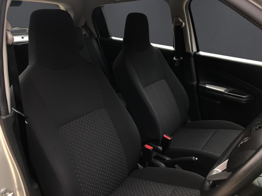 Toyota Vitz 1.0 Xr Amt