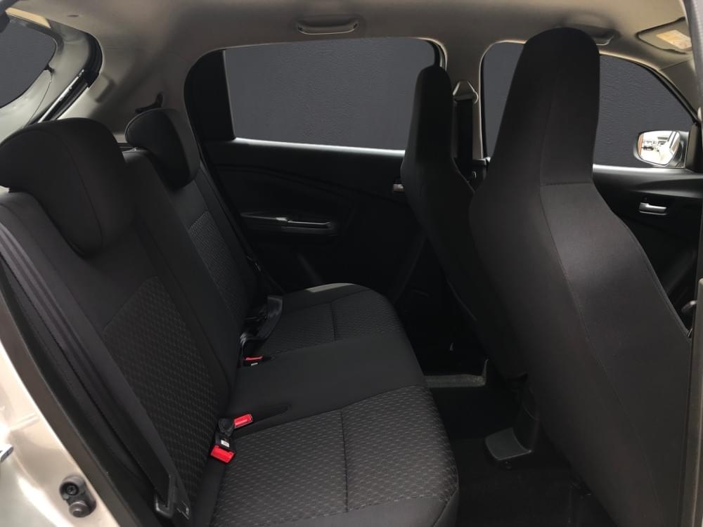 Toyota Vitz 1.0 Xr Amt