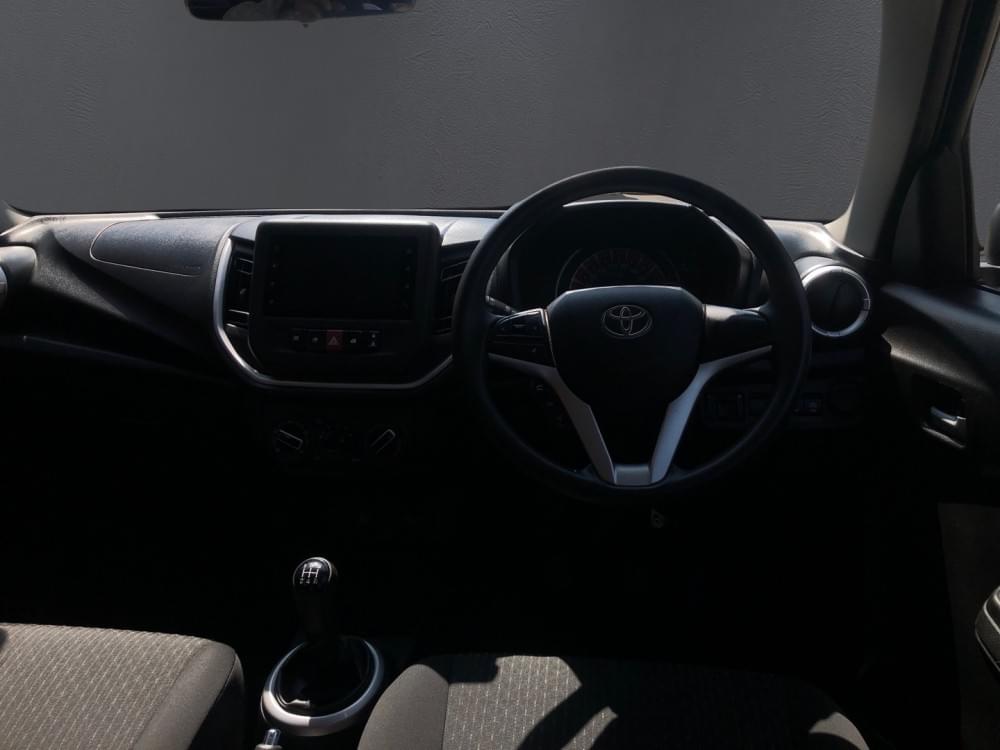 Toyota Vitz 1.0 Xr