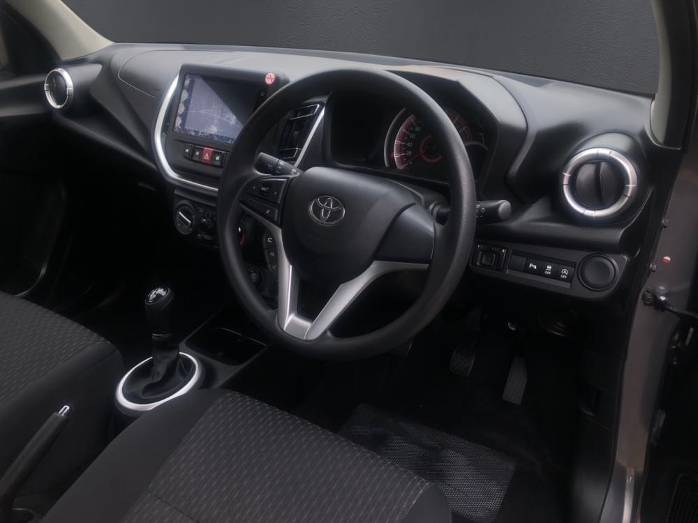 Toyota Vitz 1.0 Xr