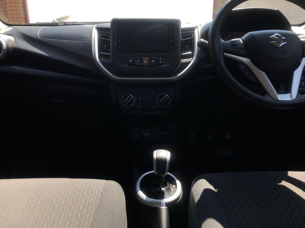 Toyota Vitz 1.0 Xr Amt