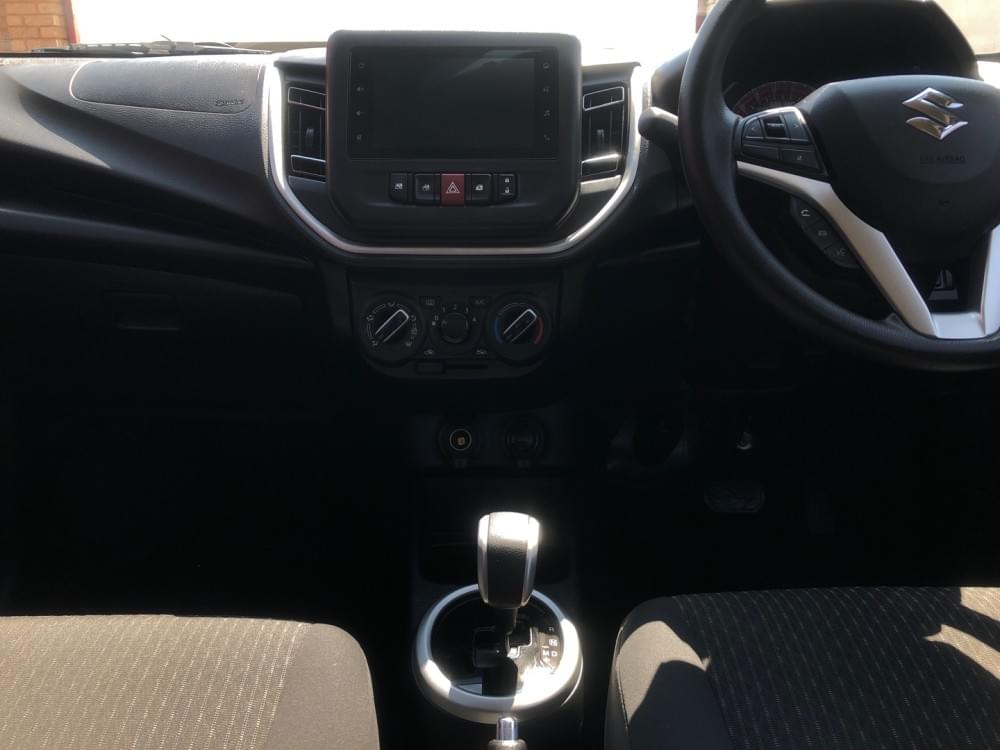 Toyota Vitz 1.0 Xr Amt