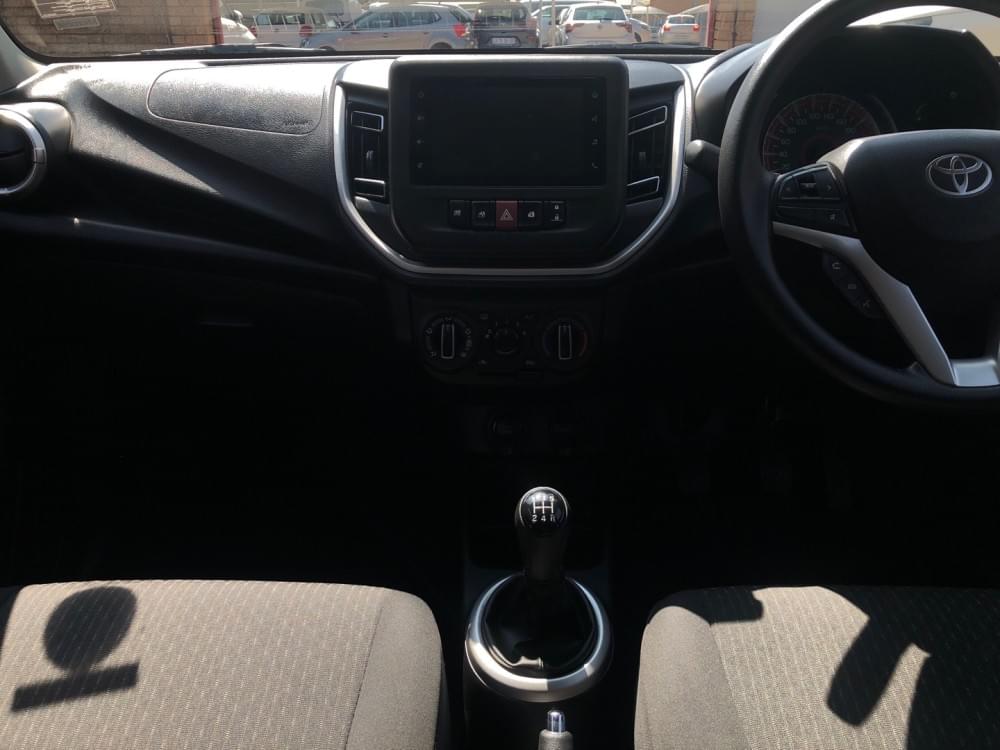 Toyota Vitz 1.0 Xr