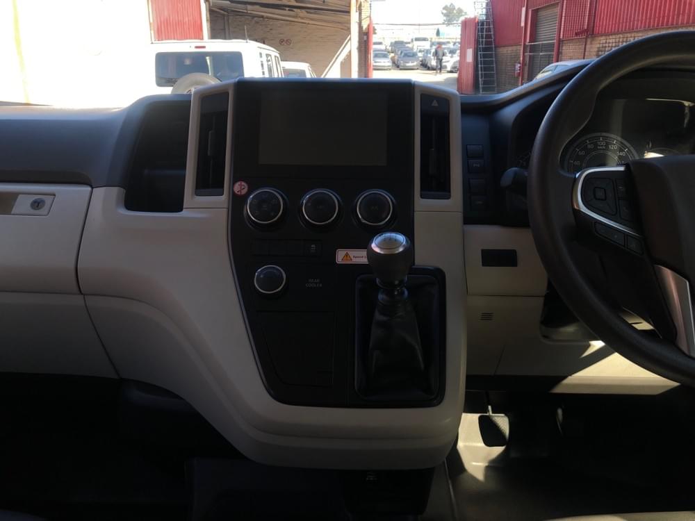 Toyota Quantum 2.8 Gl 11-Seater Lwb