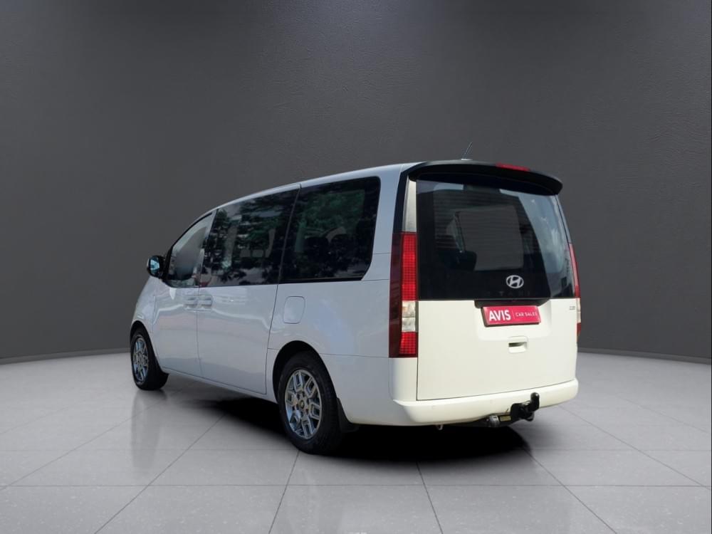 Hyundai Staria 2.2D Executive 9 Seater At
