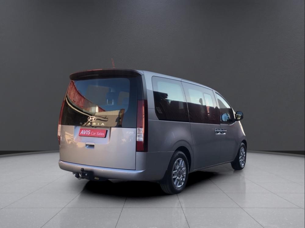 Hyundai Staria 2.2D Executive 9 Seater At
