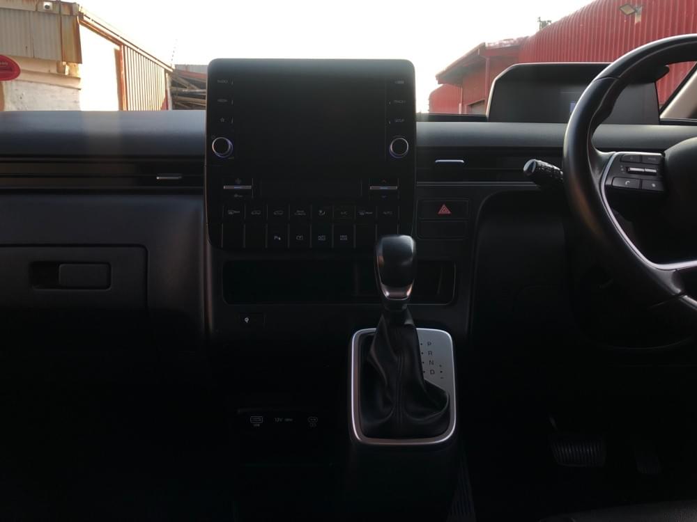 Hyundai Staria 2.2D Executive 9 Seater At