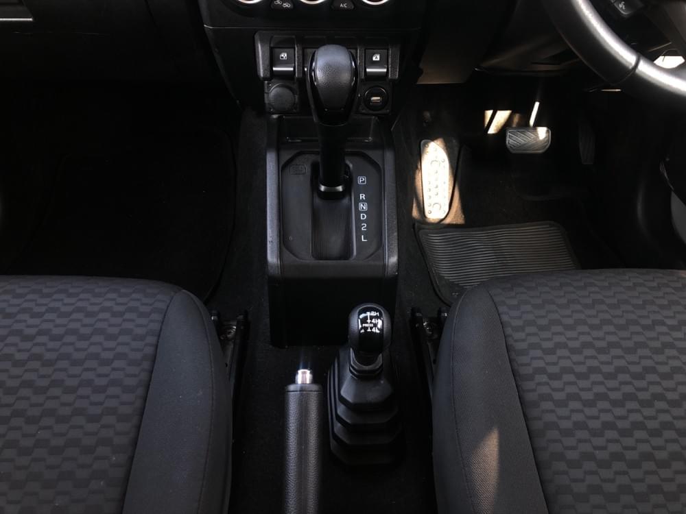 Suzuki Jimny 1.5 Glx At