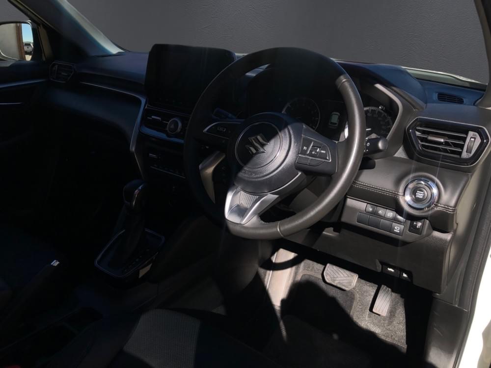 Suzuki N/A 1.5 Glx At