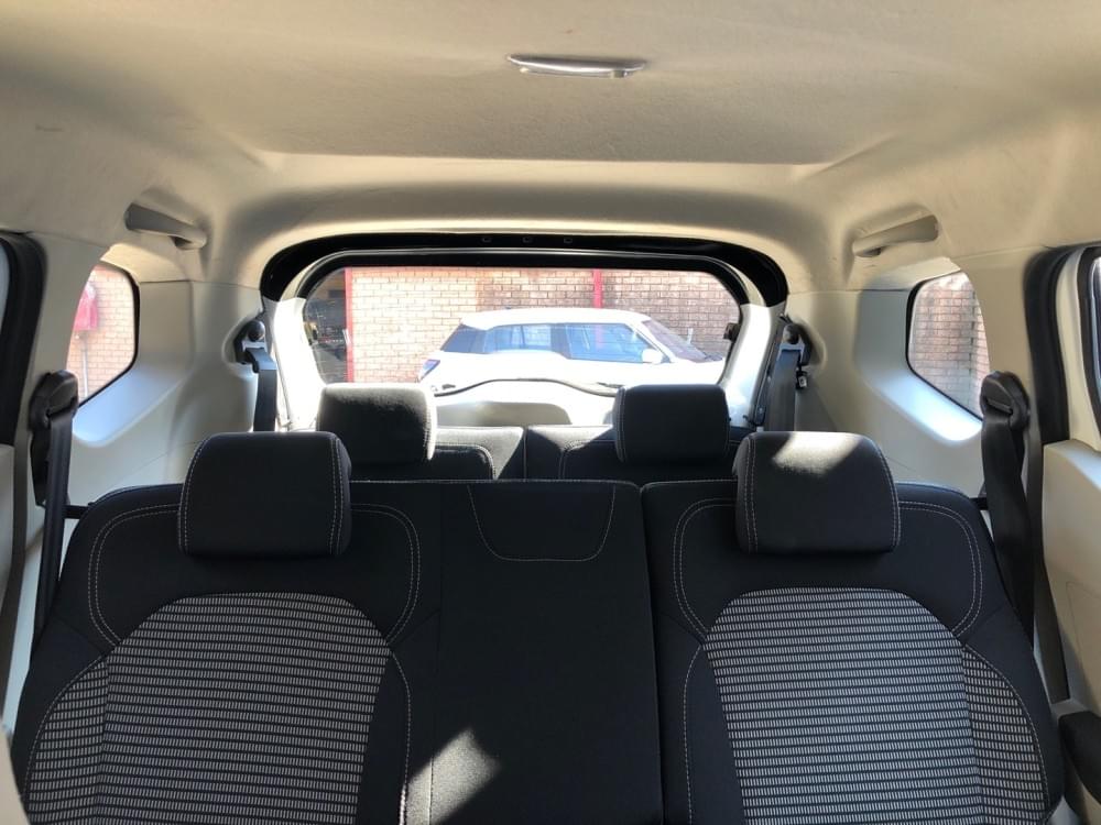 Renault Triber 1.0 Zen