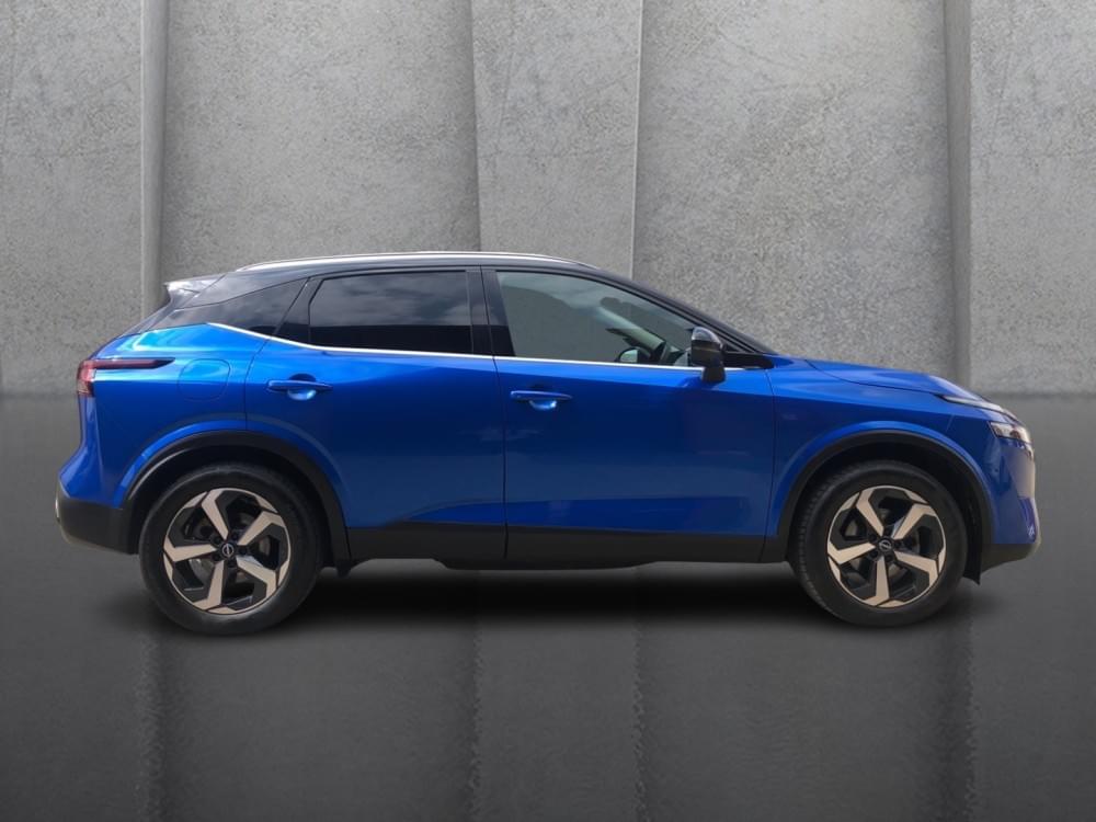 Nissan Qashqai 1.3T Acenta Xtronic 2-Tone