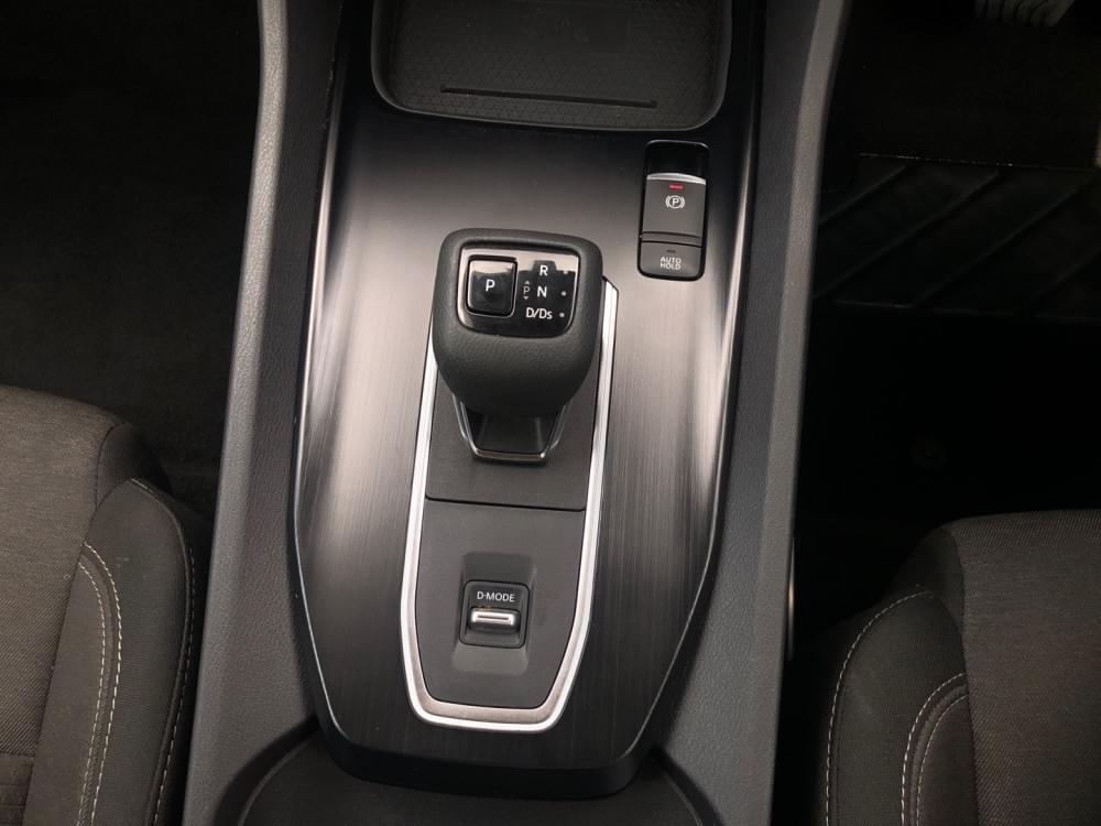 Nissan Qashqai 1.3T Acenta Xtronic 2-Tone