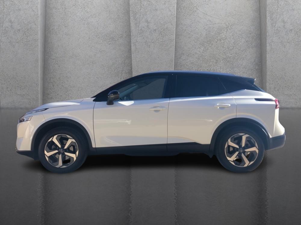 Nissan Qashqai 1.3T Acenta Xtronic 2-Tone