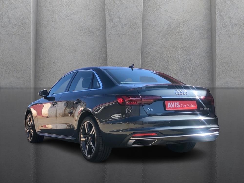 Audi A4 Sedan 35 Tfsi S Tronic
