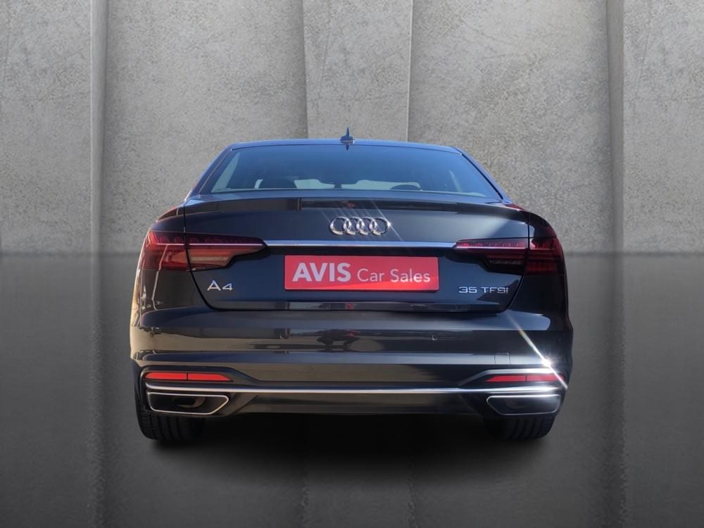 Audi A4 Sedan 35 Tfsi S Tronic