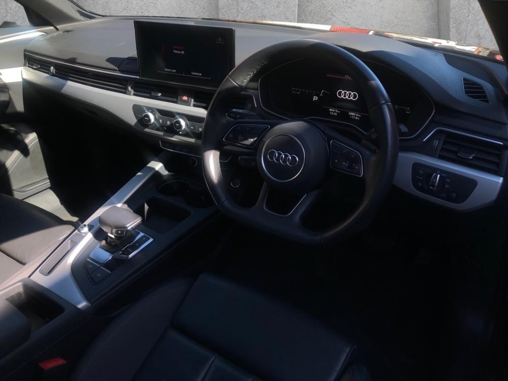 Audi A4 Sedan 35 Tfsi S Tronic