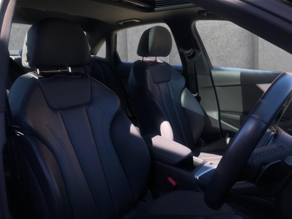Audi A4 Sedan 35 Tfsi S Tronic