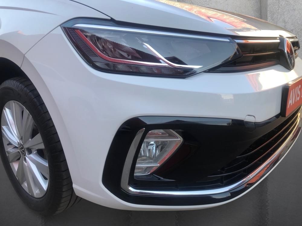 Volkswagen Polo Sedan 1.6 Life