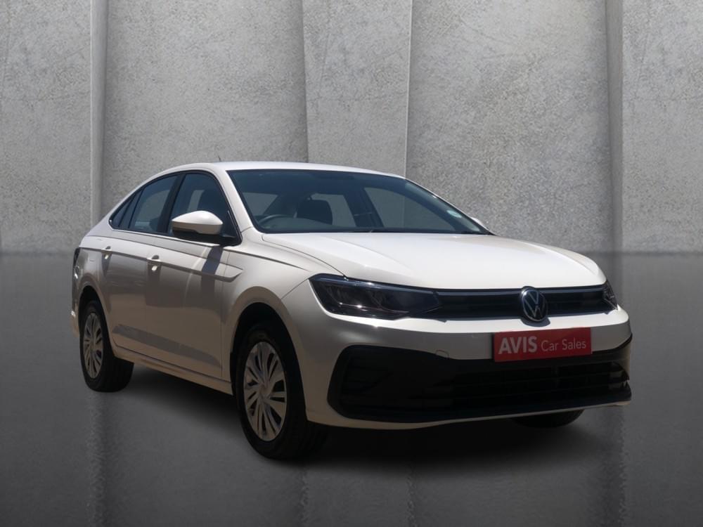 Volkswagen Polo Sedan 1.6 Base