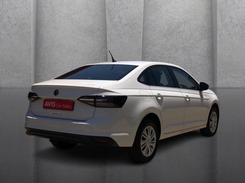 Volkswagen Polo Sedan 1.6 Base