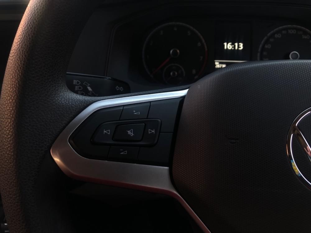 Volkswagen Polo Sedan 1.6 Tiptronic