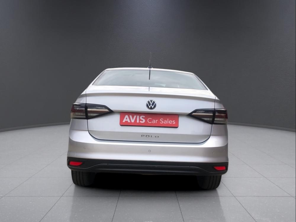 Volkswagen Polo Sedan 1.6 Base