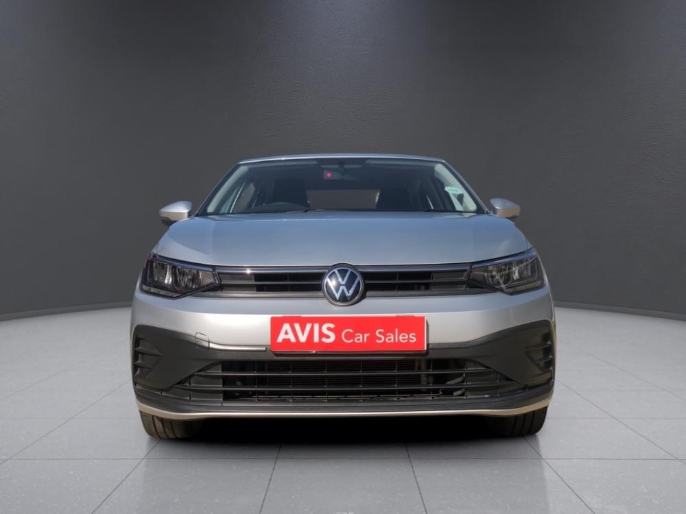 Volkswagen Polo Sedan 1.6 Base