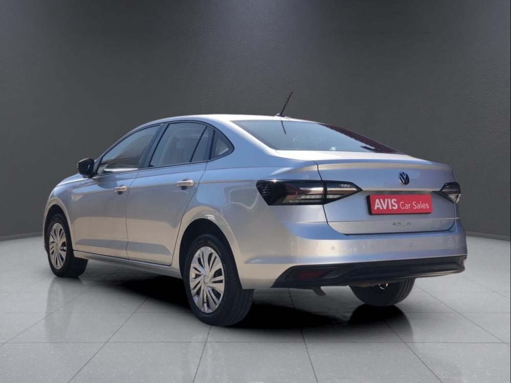 Volkswagen Polo Sedan 1.6 Base