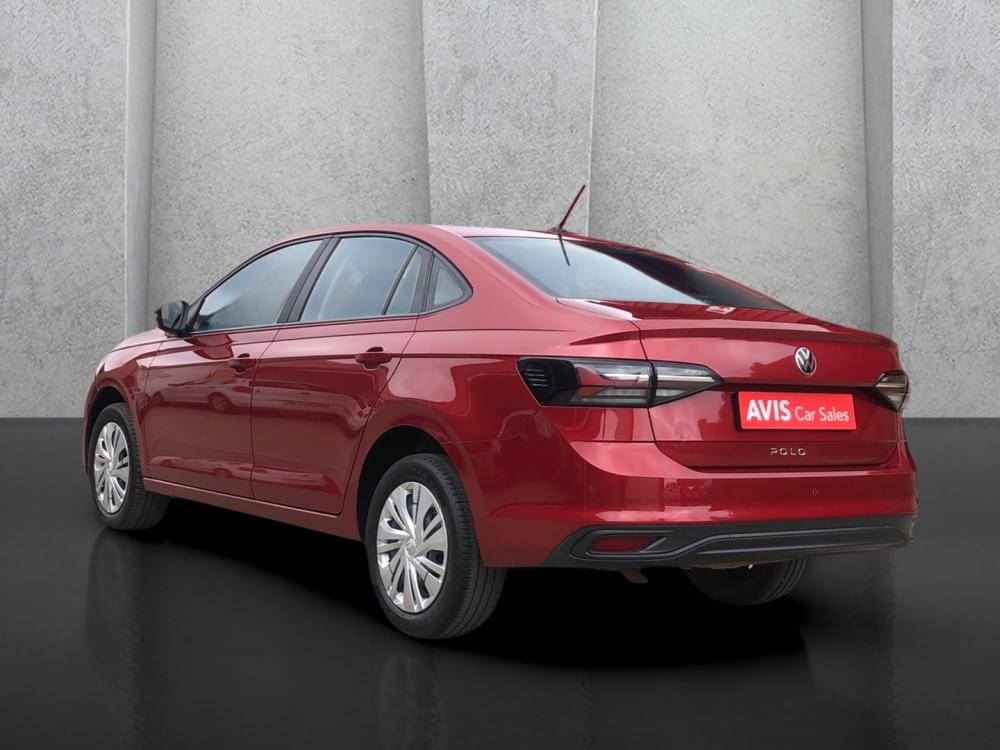 Volkswagen Polo Sedan 1.6 Base