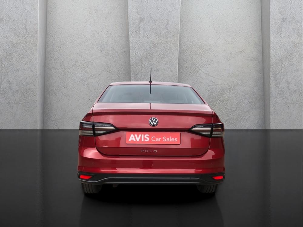 Volkswagen Polo Sedan 1.6 Base
