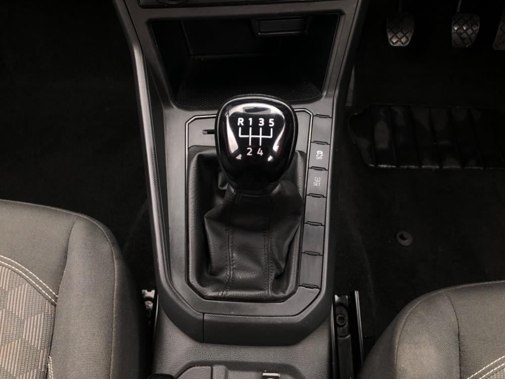 Volkswagen Polo Sedan 1.6 Base