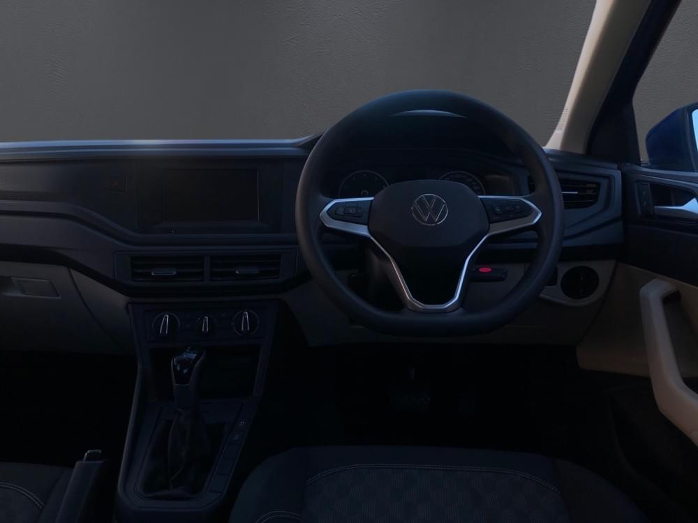 Volkswagen Polo Sedan 1.6 Tiptronic