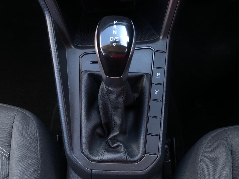 Volkswagen Polo Sedan 1.6 Tiptronic
