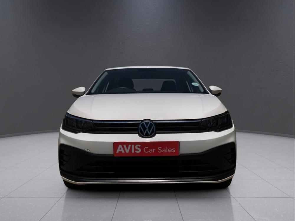 Volkswagen Polo Sedan 1.6 Base