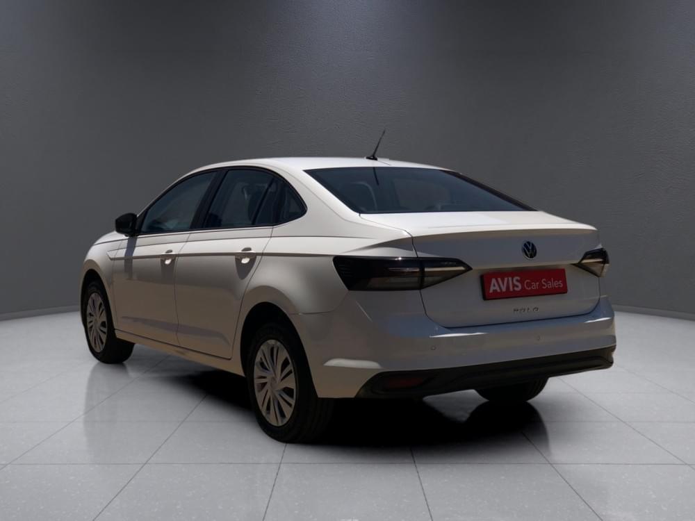 Volkswagen Polo Sedan 1.6 Base