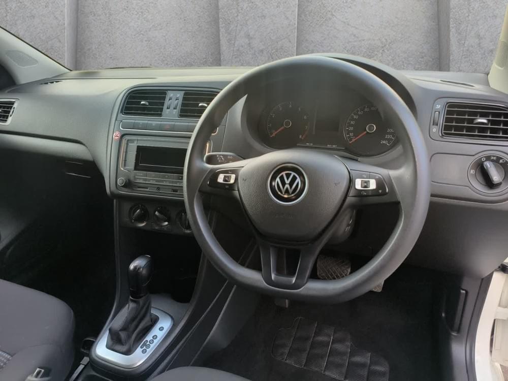 Volkswagen Polo Vivo Hatch 1.6 Comfortline Tiptronic