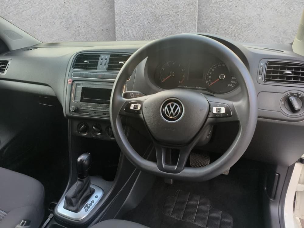 Volkswagen Polo Vivo Hatch 1.6 Life Tipt
