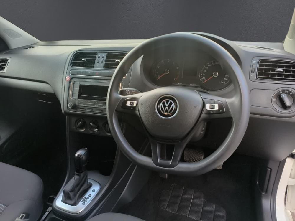 Volkswagen N/A 1.6 Life Tipt