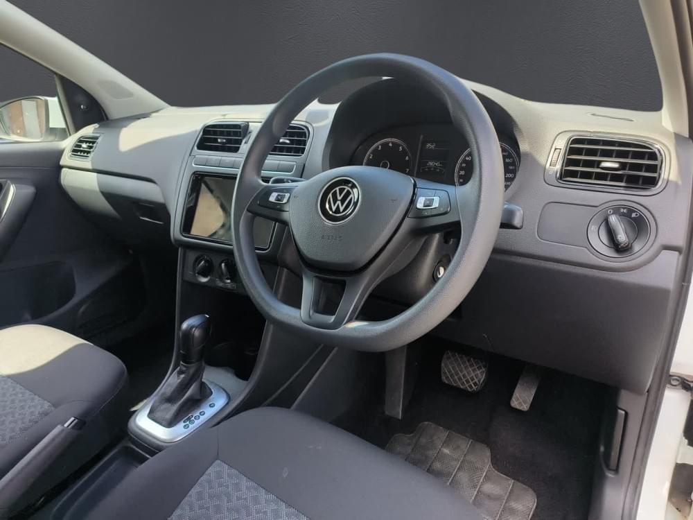 Volkswagen Polo Vivo Hatch 1.6 Life Tipt