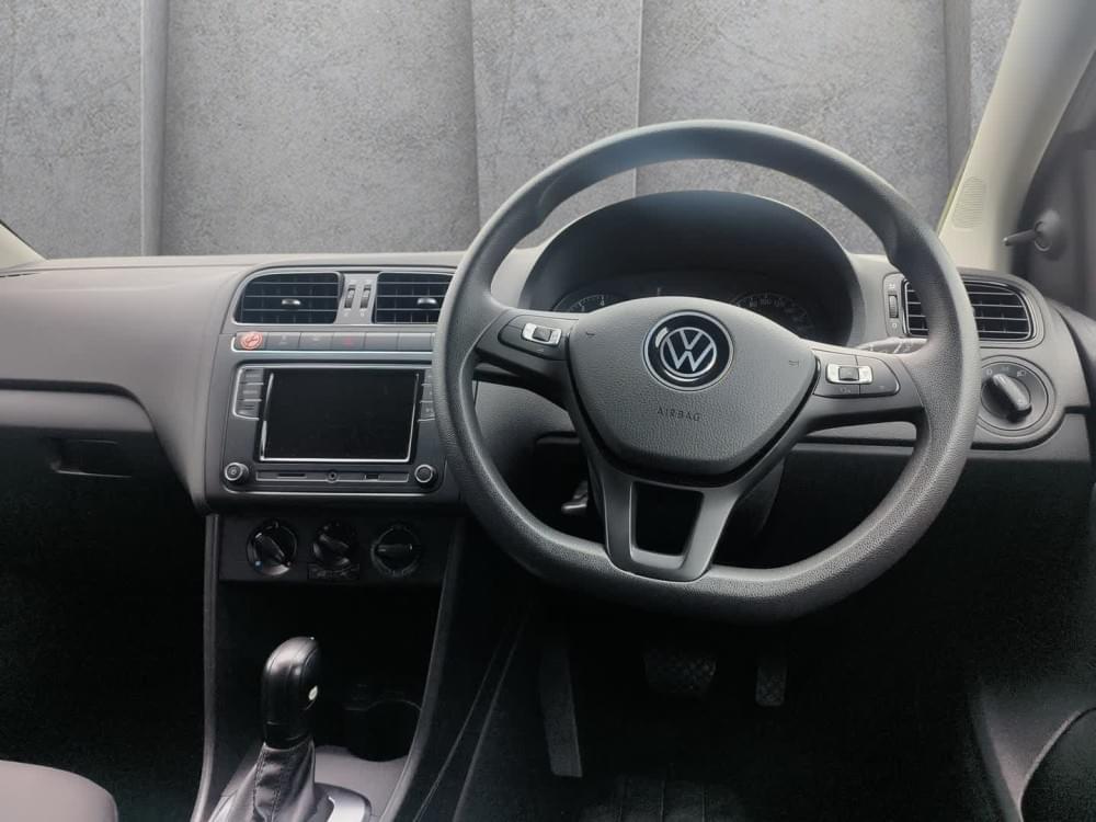 Volkswagen Polo Vivo Hatch 1.6 Comfortline Tiptronic