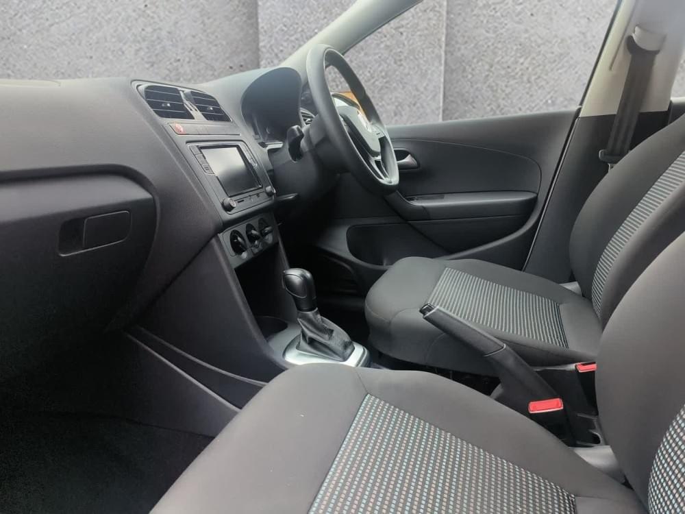 Volkswagen Polo Vivo Hatch 1.6 Comfortline Tiptronic