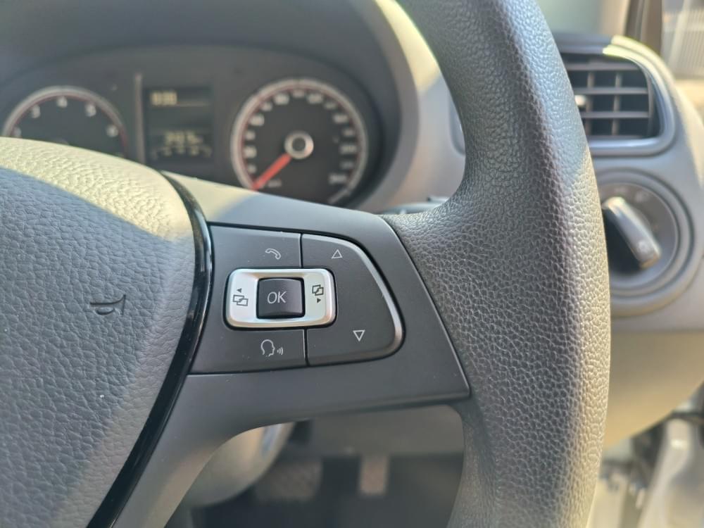 Volkswagen Polo Vivo Hatch 1.6 Life Tipt