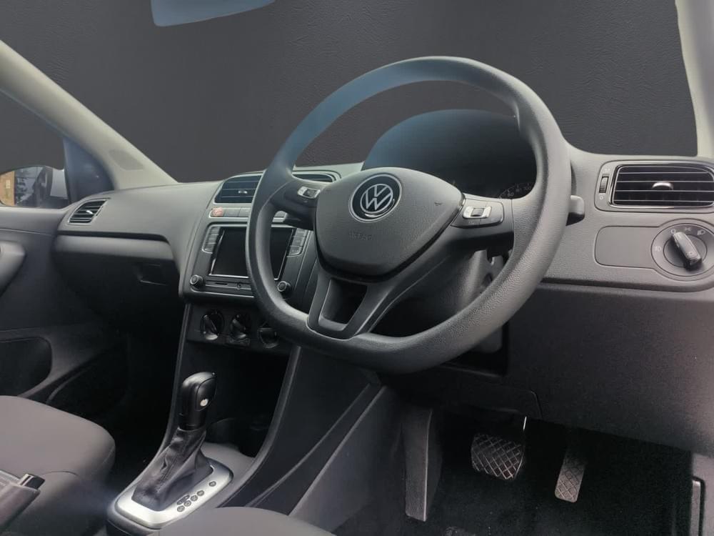 Volkswagen Polo Vivo Hatch 1.6 Comfortline Tiptronic