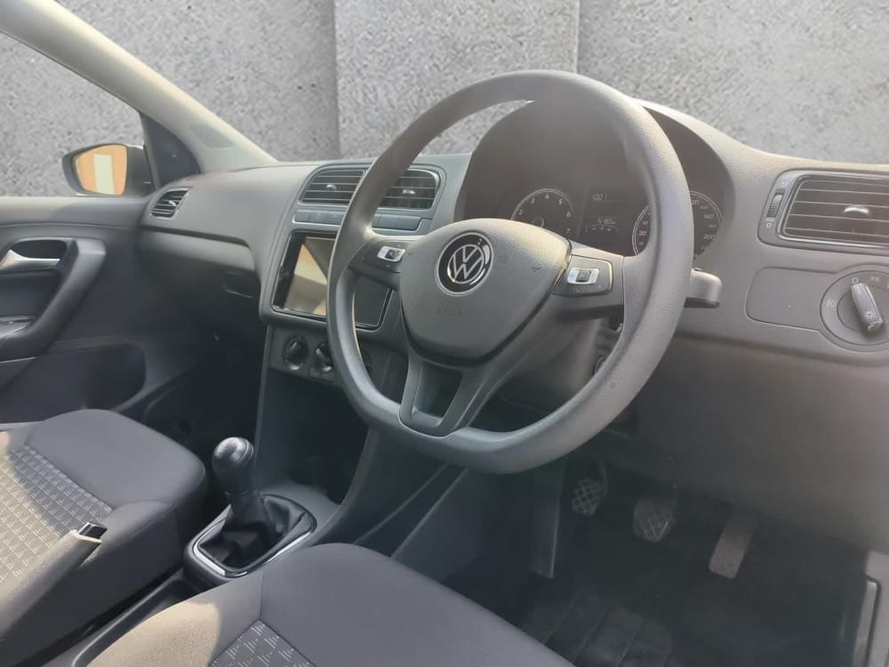Volkswagen Polo Vivo Hatch 1.6 Life Tipt