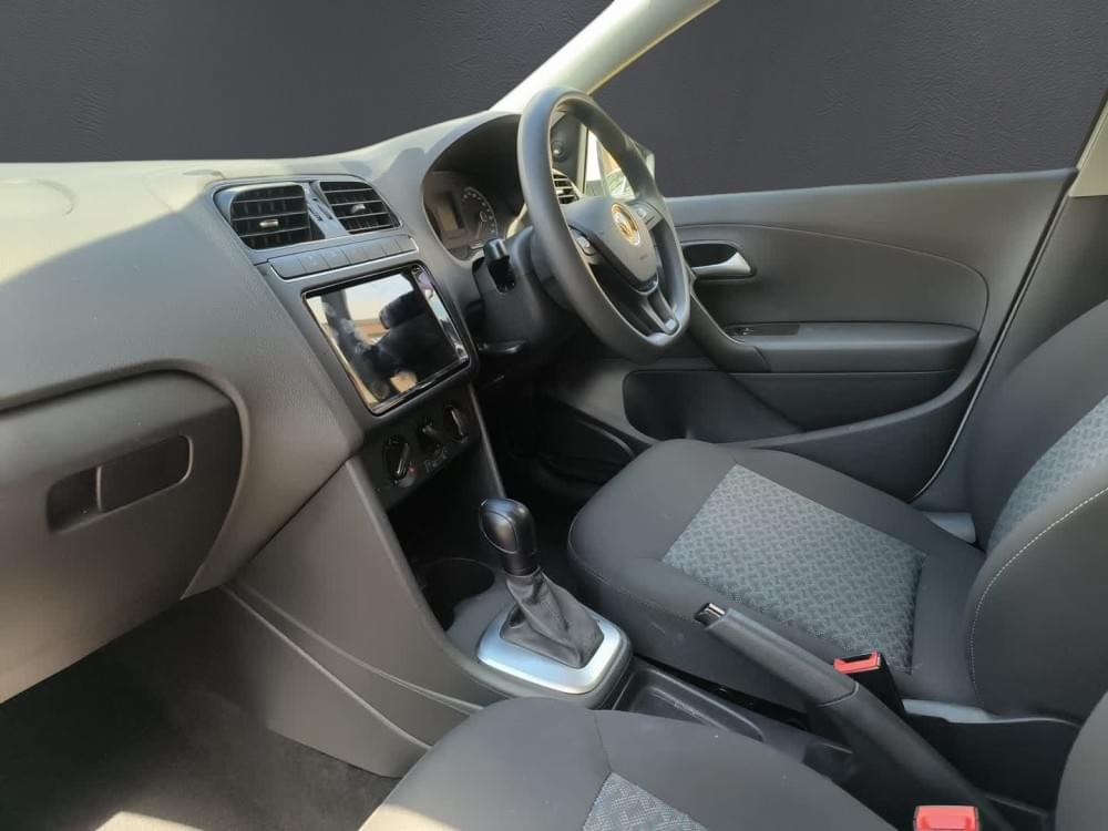 Volkswagen Polo Vivo Hatch 1.6 Life Tipt