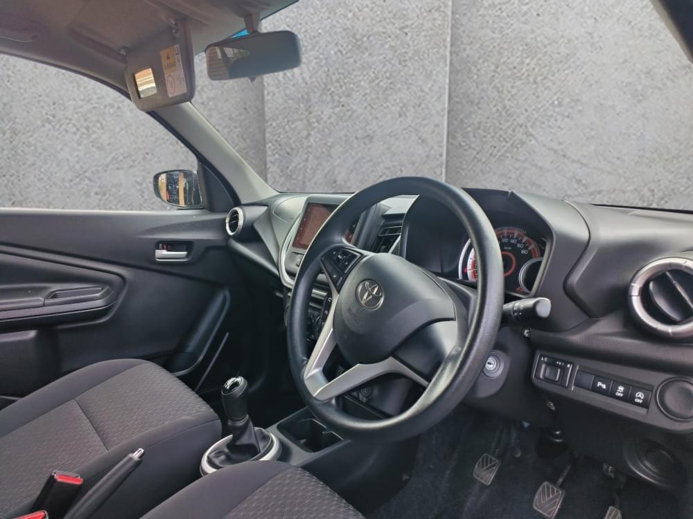 Volkswagen Polo Vivo Hatch 1.6 Comfortline Tiptronic