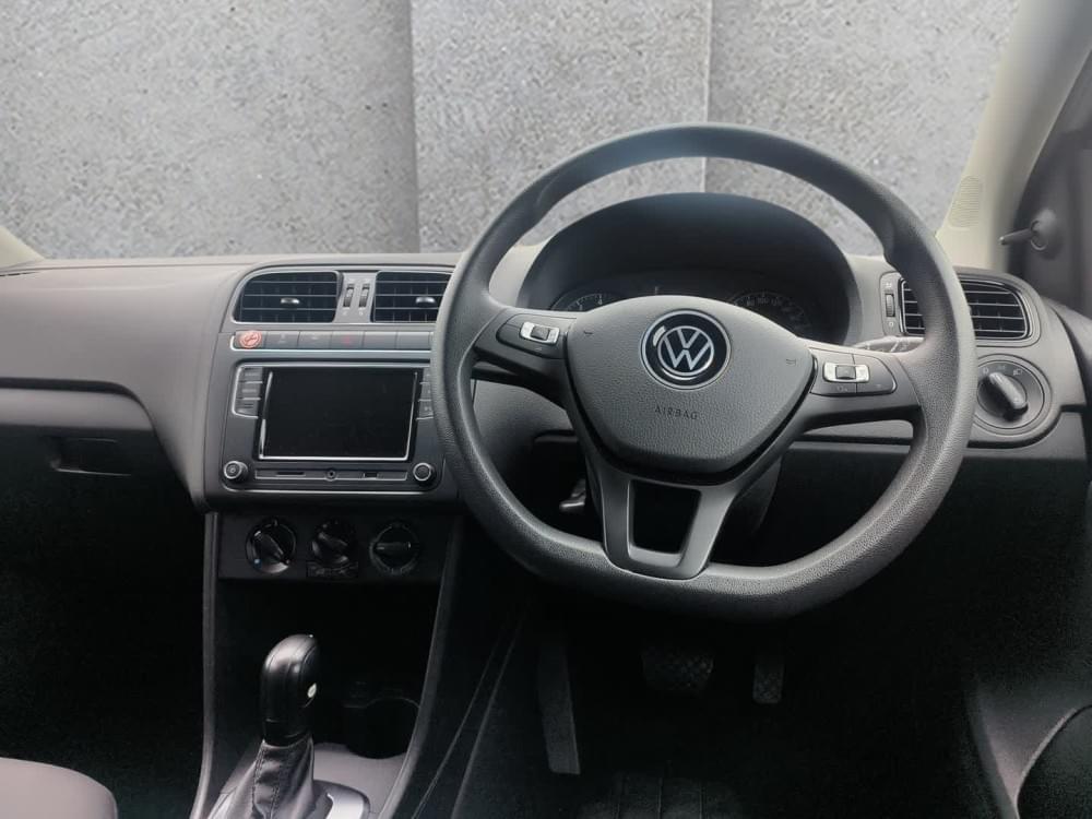 Volkswagen Polo Vivo Hatch 1.6 Comfortline Tiptronic