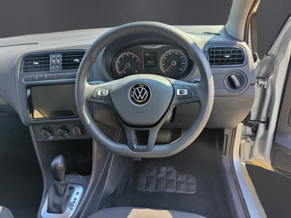 Volkswagen Polo Vivo Hatch 1.6 Life Tipt