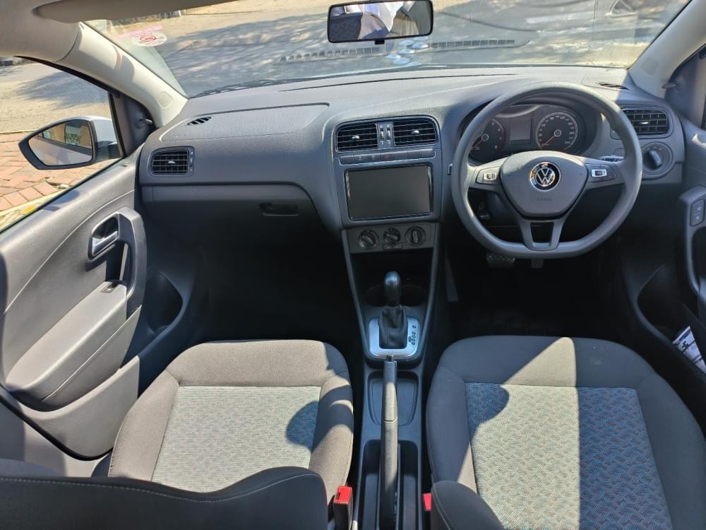 Volkswagen Polo Vivo Hatch 1.6 Life Tipt